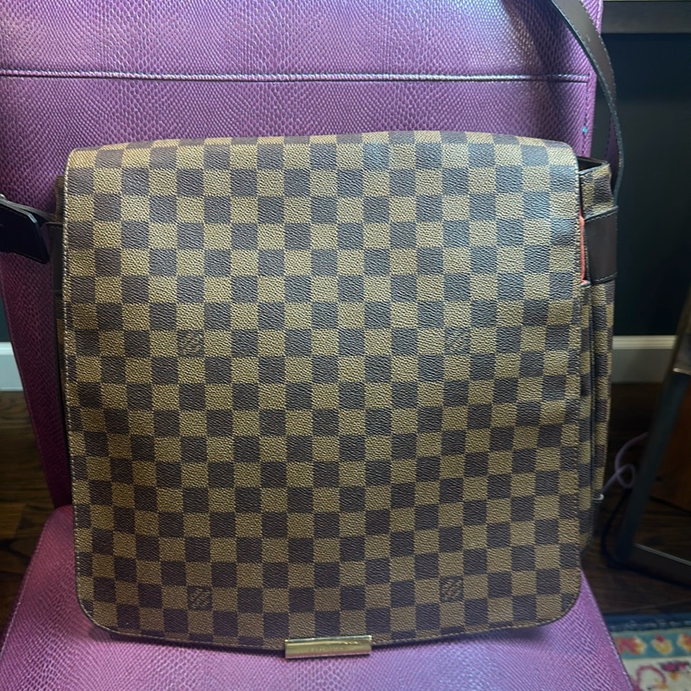 Louis Vuitton Used Damier Bastille Messenger Bag